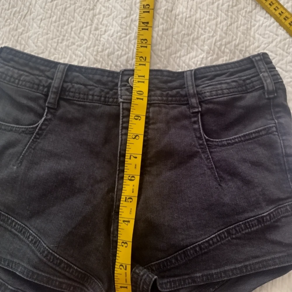 Anthropologie Pilcro Micro Black Denim Shorts Sz 28